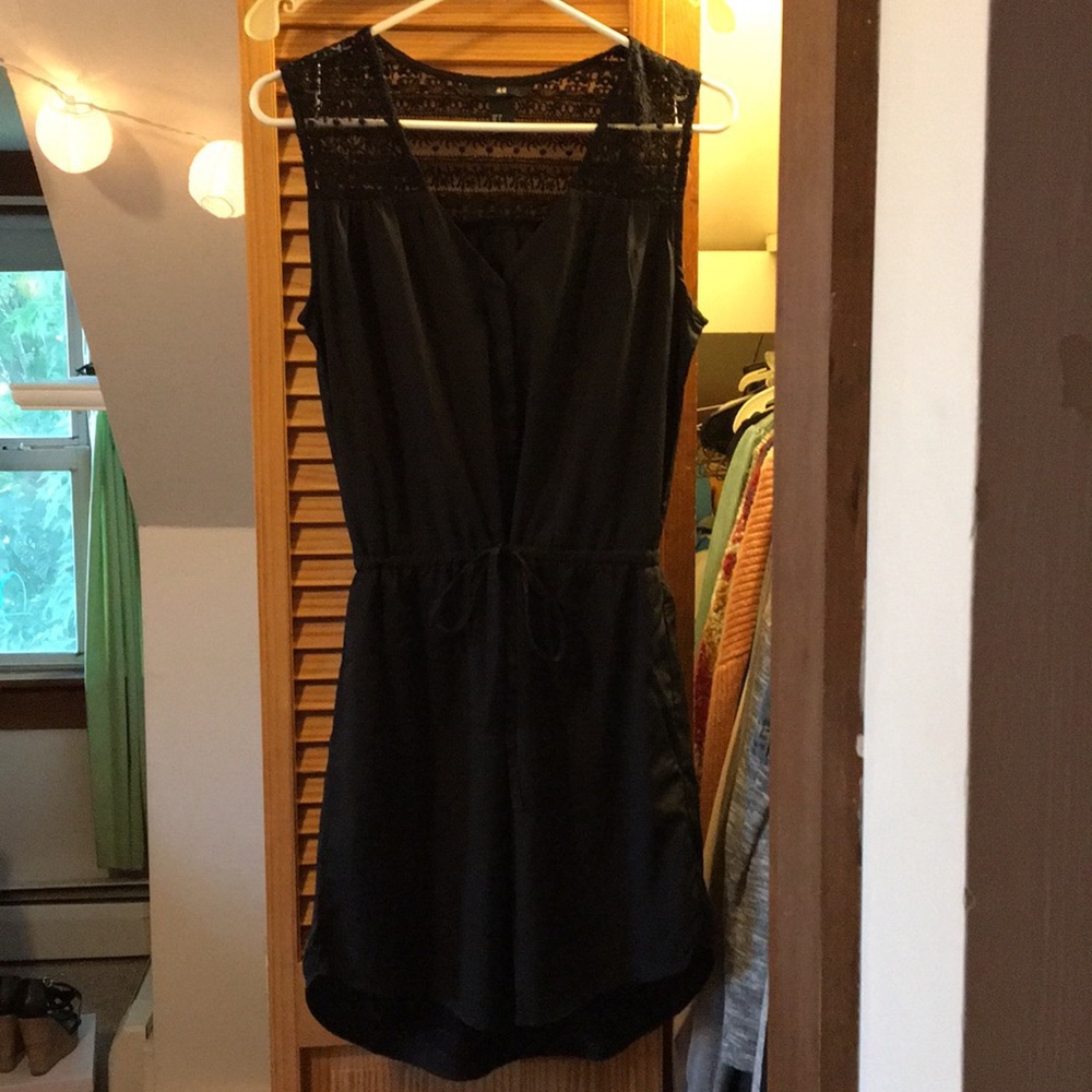H&M black dress size 4!
